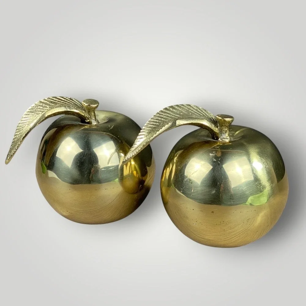 Brass Apple Paperweight Set 2 Vintage Mid Century Fruit Decor Gold Lacquer‎ 4508